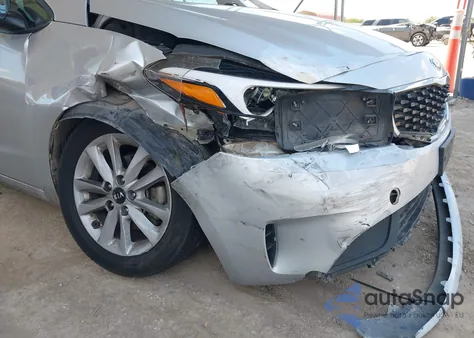 2017 Kia Forte Lx из США, поврежденный, VIN 3KPFL4A75HE015441